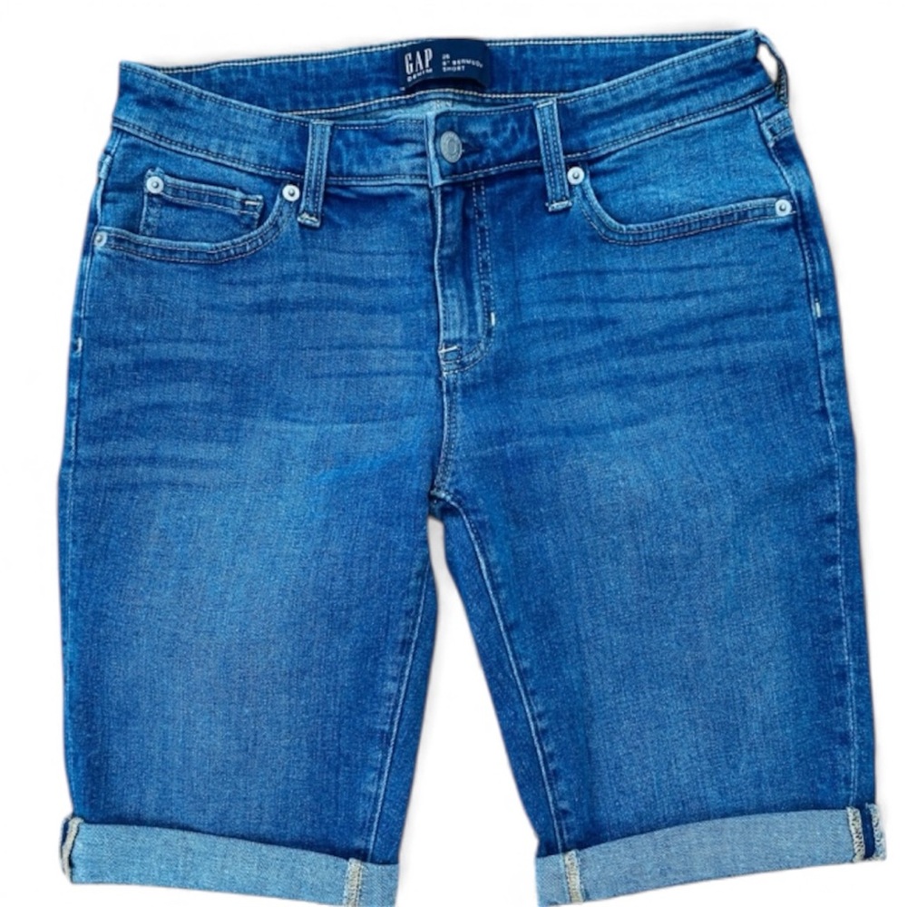 GAP BERMUDA JORTS JEANS SHORTS DENIM BLUE ROLLED CUFF SIZE 26 MIDRISE